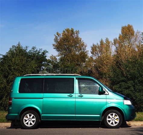 Belarus Brest August 04 2019 Volkswagen T 5 Transporter Green