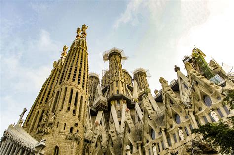 TORRI DELLA SAGRADA FAMILIA VALE DAVVERO LA PENA SALIRE Cuori Lievi