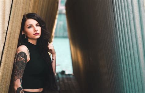 Brunette Women Tattoo Piercing Nose Rings Hd Wallpaper Rare Gallery