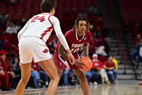 Razorbacks Defeat Troy Start Season 9 0 Arkansas Razorbacks