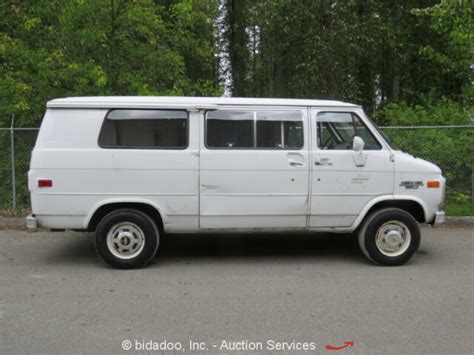 Chevrolet G30 Series Utility Cargo Delivery Service Van Automatic 5 7L