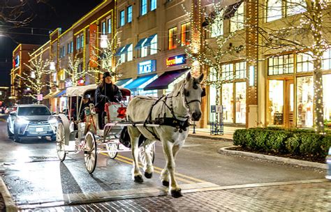 Holiday Happenings At Easton Easton Town Center Columbus Ohio