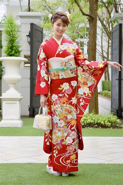 Pin by 信彦 新井 on 成人式 振袖 in 2024 Beautiful kimonos Asian beauty Yukata