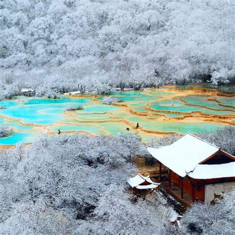 「人間瑤池」黃龍五彩池 池水為何會變色？ 圖說中國 文化精華 當代中國