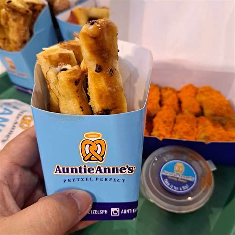 Auntie Anne's: The Home of Hand-baked Pretzels - Iloilo Blogger She Mae