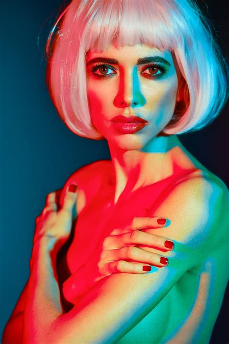 CELEBRITY MODELS NUDE Milo Moiré