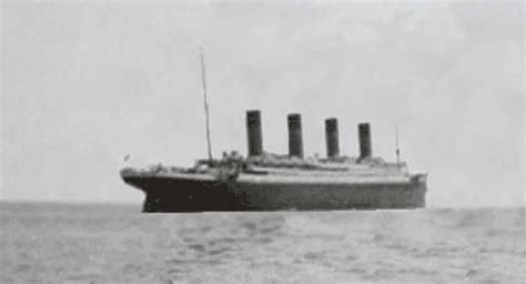 Rms Titanic Sets Sail From Southampton For Her Maiden And Final Voyage April 10th 1912