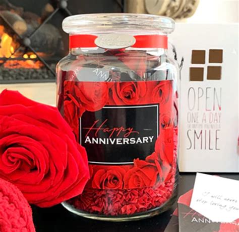 Most Thoughtful Anniversary Gift Ideas for your Loved one KindNotes ...