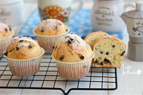 Muffin Allo Yogurt Morbidi Con Gocce Di Cioccolato Tutto Fa Brodo In