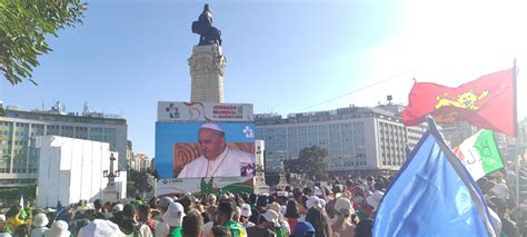 Papa Francisco En la Iglesia ninguno sobra Ninguno está de más Hay