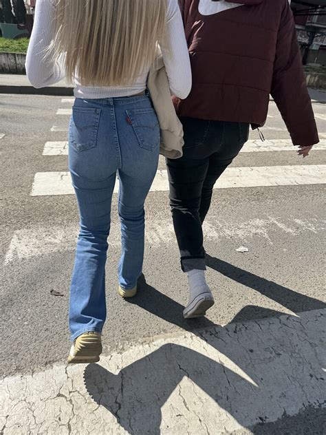 Mid Blonde Tight Jeans Forum