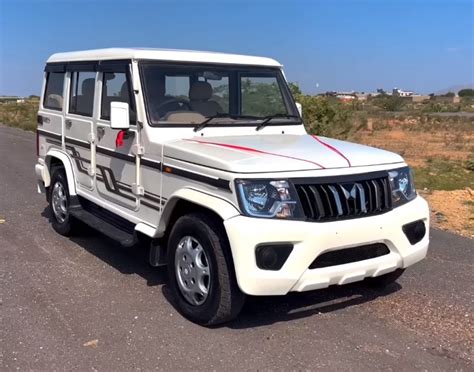 Rusty old 2009 Mahindra Bolero converted into sparkling new 2023 model ...