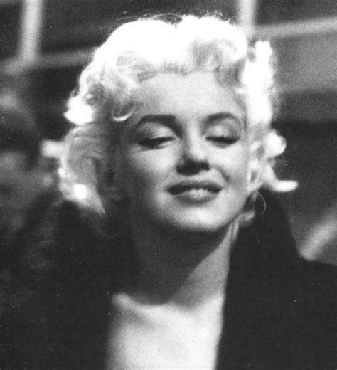 Pin By Kiki Kanella On Marilyn Monroe Marilyn Monroe Photos Marilyn