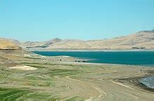 San Luis Reservoir - Wikipedia