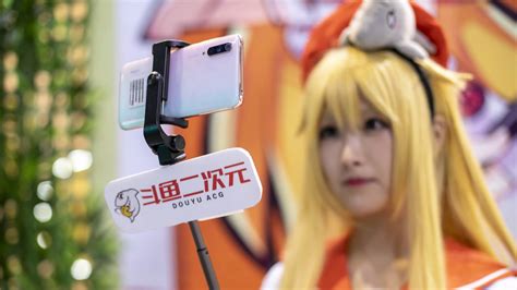 China's live game streaming firms Huya, DouYu to merge