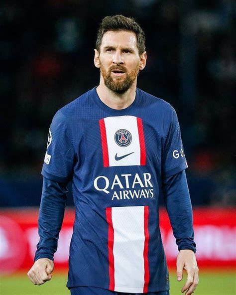 Psg Transfer News Roundup Parisians Working To Extend Lionel Messi