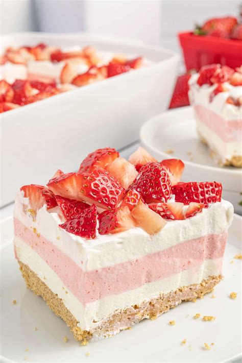 No Bake Strawberry Lasagna Recipe Shugary Sweets