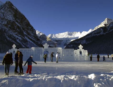 Lake Louise: Lake Louise Winter