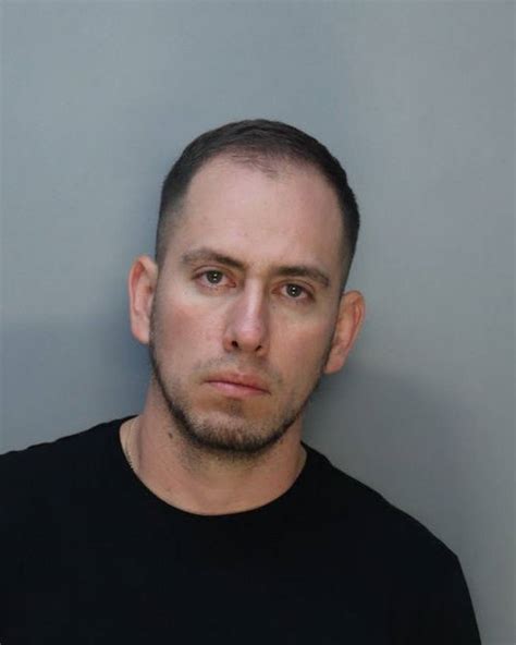 Miami Dade Officer Accused Of Kidnapping And Sexual Assault Miami Herald