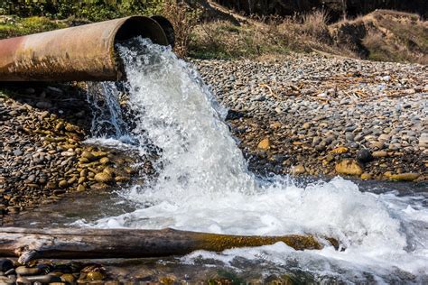 Les chercheurs évaluent l échantillonnage des eaux usées pour la