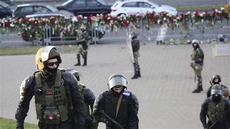 Erneut Mehr Als Festnahmen In Belarus