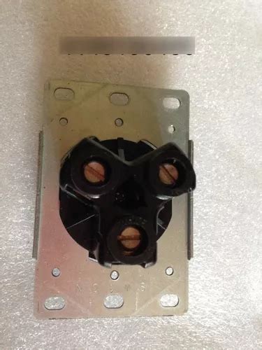 Toma Corriente Para Empotrar Industrial 220v 50amp Ctapa En Venta En