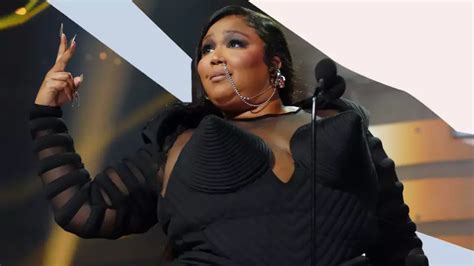 How Much Does Lizzo Weigh And All About The Controversy