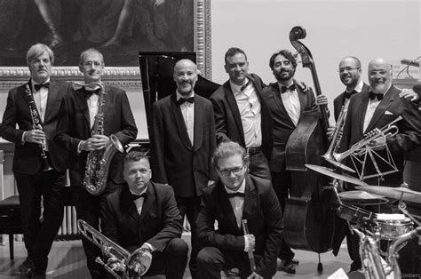 L Orchestra Swing Osmanngold Chiude I Concerti Della Prato Estate