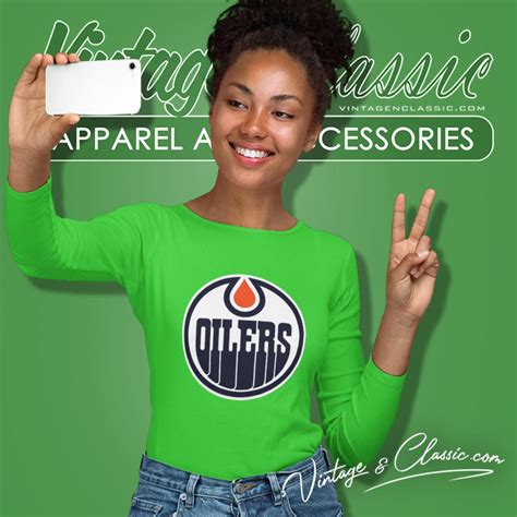 Edmonton Oilers Logo Nhl Shirt Vintagenclassic Tee