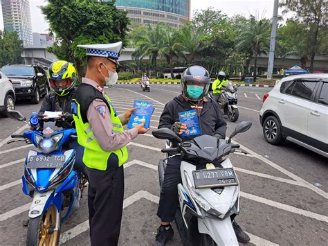 Gencarkan Sosialisasi Operasi Zebra Tahun Satlantas Jakbar Klaim