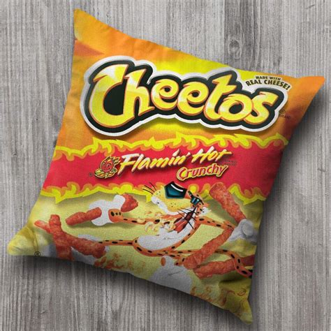 Almofada Decorativa Cheetos Flamin Hot Fran Adesivos De Parede