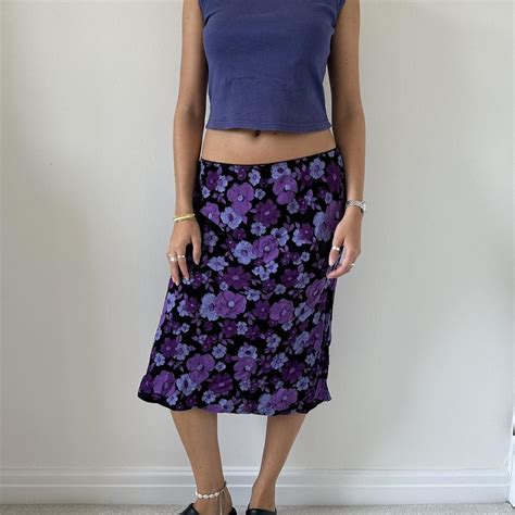 Vintage New Look Purple Floral Midi Skirt Black Depop