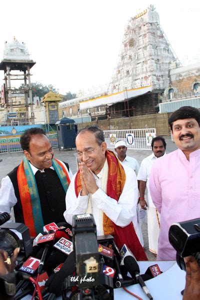 CHIEF ELECTION COMMISSIONER OF INDIA OFFERS PRAYERS IN TIRUMALA SHRINE