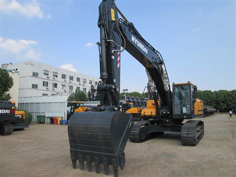 Hyundai Ton Crawler Excavator Hx Hd Hydraulic Excavator With Break