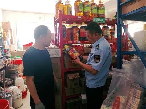 【创建国家食品安全示范城市】 新坝镇市场监管所开展食用植物油专项检查 高台县人民政府门户网站