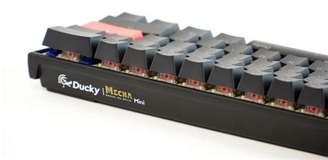 Ducky Mecha Mini V Rgb Ducky Channel Exclusivo En Pegasum