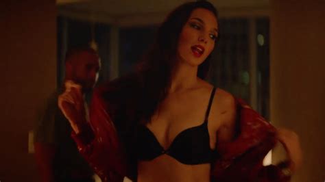 Sexiest Actress Gal Gadot Bikini Pictures