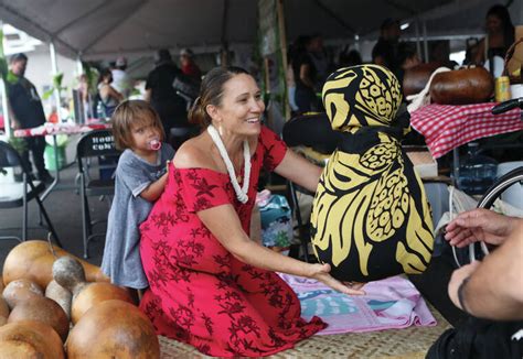 Hundreds Swarm Official Merrie Monarch Craft Fair West Hawaii Today