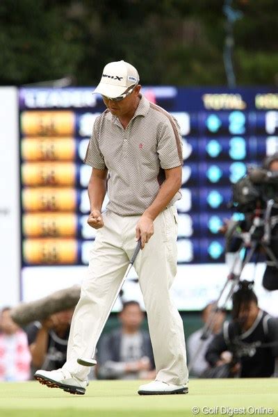 画像詳細 2011年 ブリヂストンオープンゴルフトーナメント 最終日 石川遼 谷口徹が今季初勝利！遼は23位タイフィニッシュ 【2011年