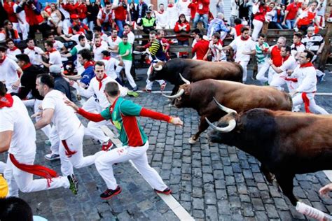 Video Celebrul I Controversatul Festival San Fermin Dedicat Curselor