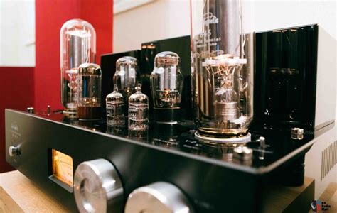 Line Magnetic Ia Integrated Tube Amplifier Photo Canuck