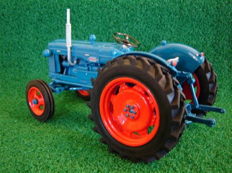 Rjn Classic Tractors Classic Model Tractors Fordson Power Major