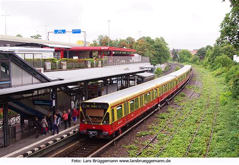 Der Bahnhof Heidelberger Platz Vormals Schmargendorf Der Berliner S