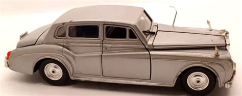 ROLLS ROYCE SILVER CLOUD Silber 1 30 Von Polistil S34 Made In Italy Von