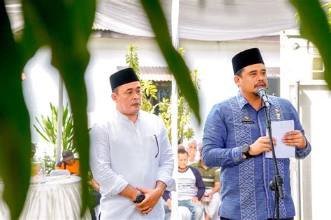 Pemkot Almarhum Ayahanda Almarhumah Istri Wakil Wali Kota Sangat