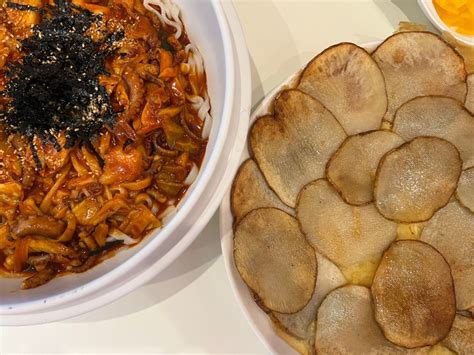 경주 황리단길 맛집 신라제면 포토존이 있고 감자전이랑 칼국수가 맛있는 경주 밥집 네이버 블로그