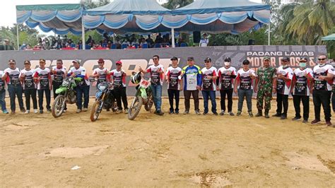 AZP Buka Kejuaraan Motocross Super Grasstrack 2023 Padang Lawas KLIK