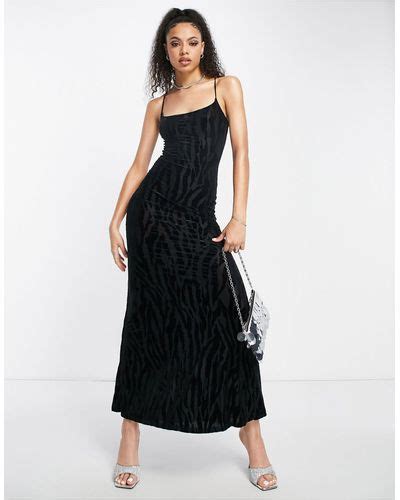Robes longues décontractées et d été Naked Wardrobe pour femme