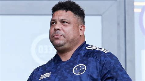 Nada de Rolão Preto Ronaldo escolhe outro técnico para o Cruzeiro