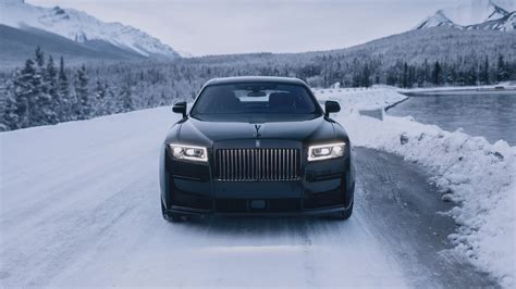 Grey Black Rolls Royce Badge Ghost Car Winter Snow Nature Background 2 4k 5k Hd Cars